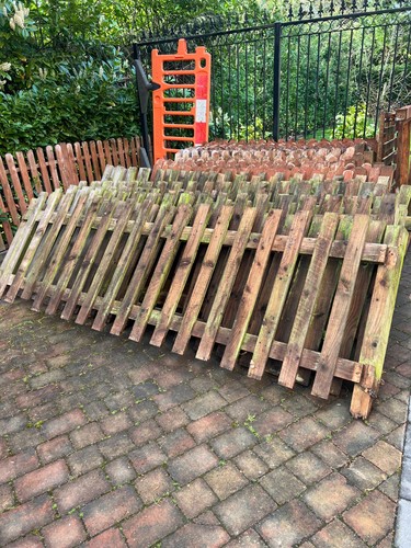 Wooden garden fencing panels - wooden, x